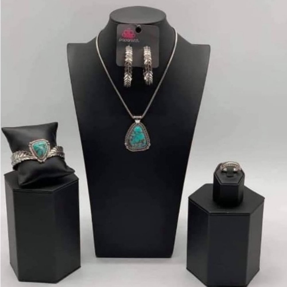 Blue Artisan 5pc Jewelry Set -Paparazzi NWT